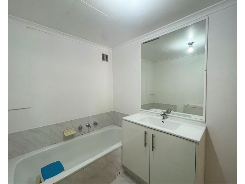 62/3 Riverpark Drive, Liverpool NSW 2170
