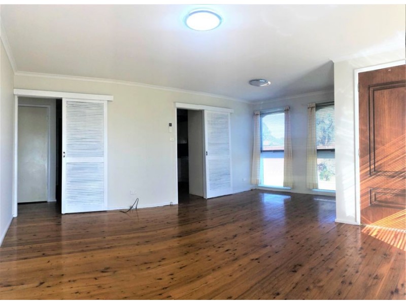 9 Bensley Road, Macquarie Fields NSW 2564