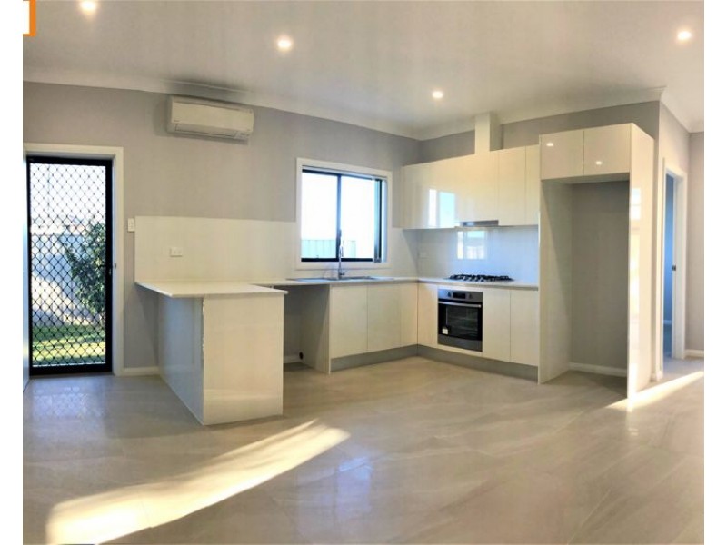 25A Dee Close, Prestons NSW 2170
