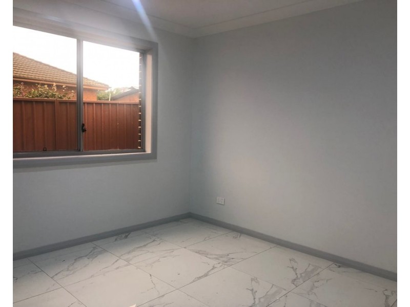 9A Bensley Road, Macquarie Fields NSW 2564