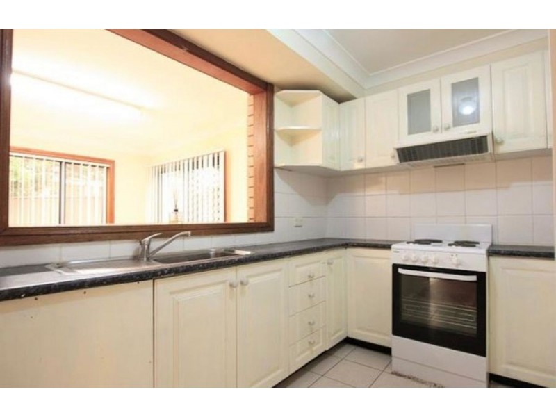 37 Naylor Place, Ingleburn NSW 2565