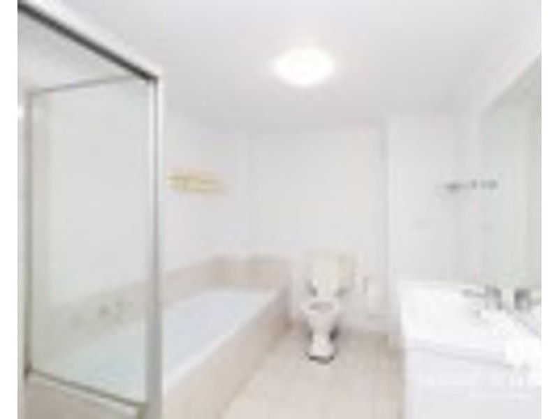 7/2 Riverpark Drive, Liverpool NSW 2170