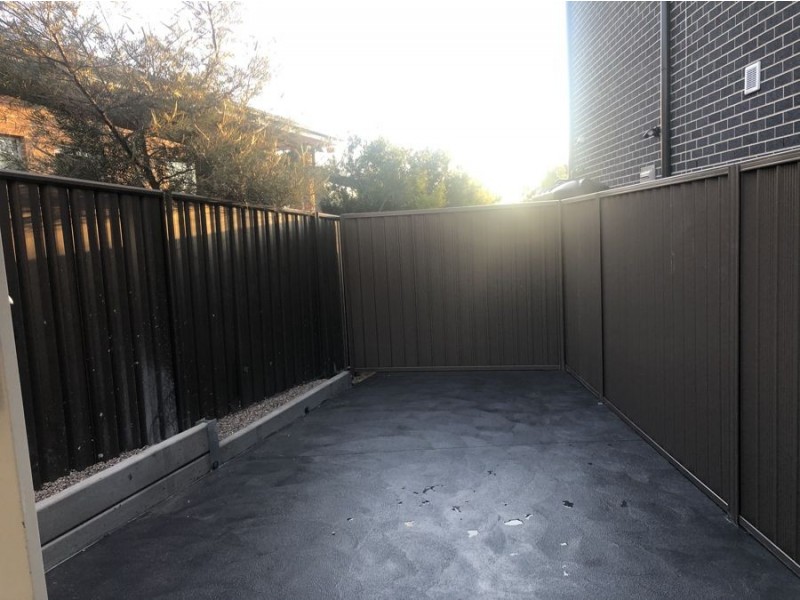 6A Emex Place, Macquarie Fields NSW 2564