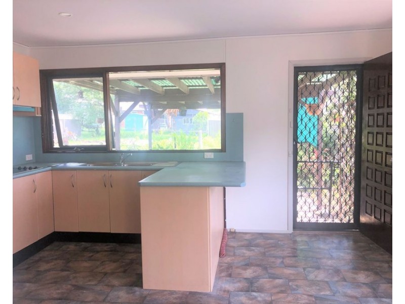 60 Tallowwood Crescent, Bradbury NSW 2560