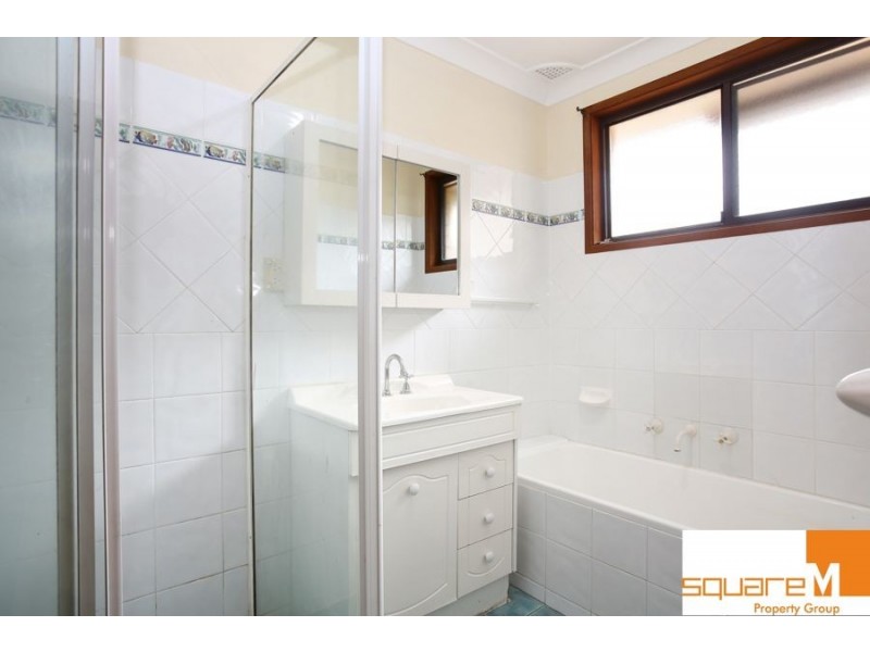 37 Naylor Place, Ingleburn NSW 2565