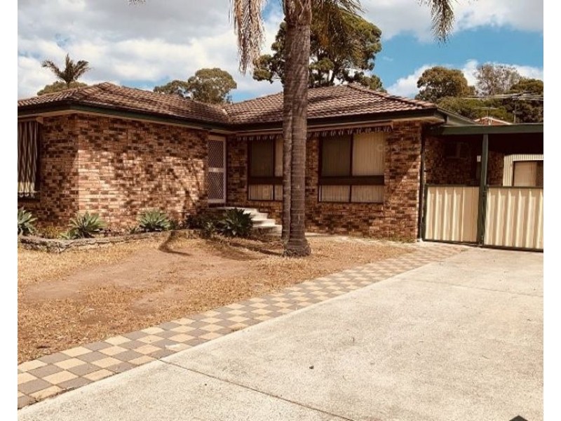 82 Spitfire Drive, Raby NSW 2566
