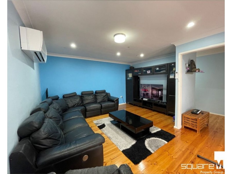 19 Whipbird Avenue, Ingleburn NSW 2565