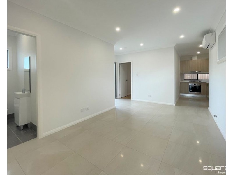 29A Hyacinth Avenue, Macquarie Fields NSW 2564