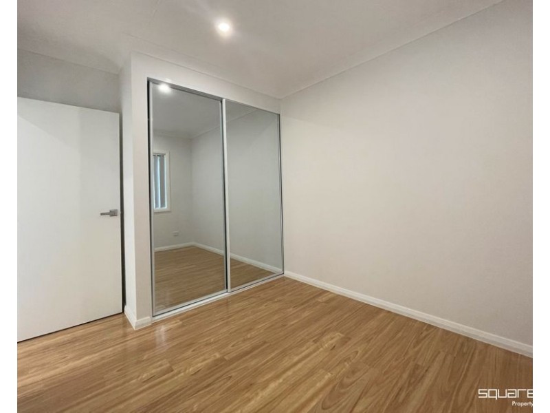 29A Hyacinth Avenue, Macquarie Fields NSW 2564