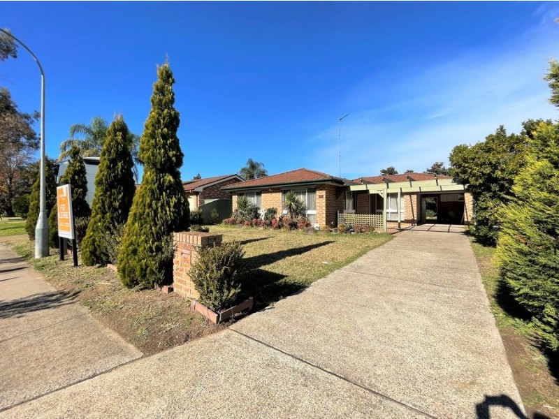86 Pye Road, Quakers Hill NSW 2763