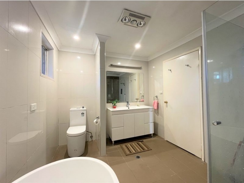 86 Pye Road, Quakers Hill NSW 2763