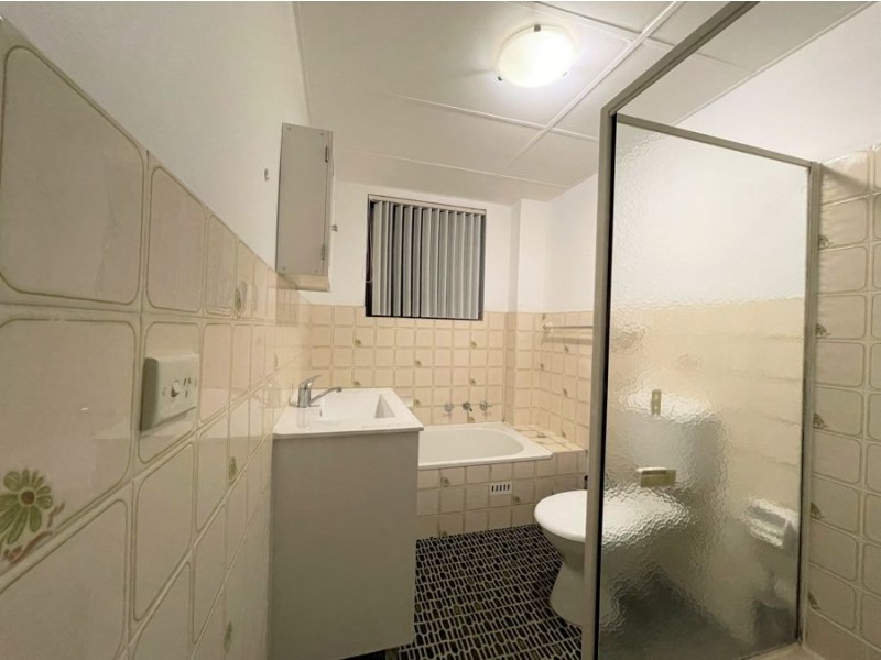 8/41 Campbell Street, Liverpool NSW 2170