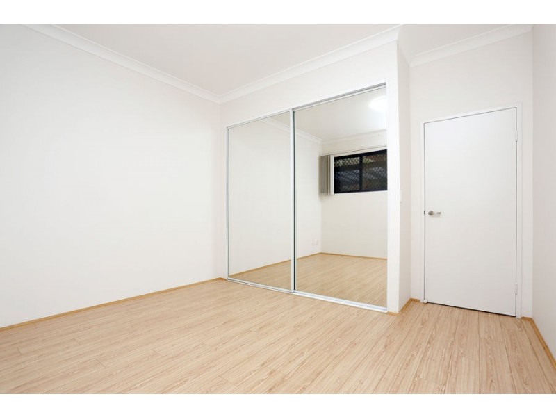 10/32-34 Mons Road, Westmead NSW 2145