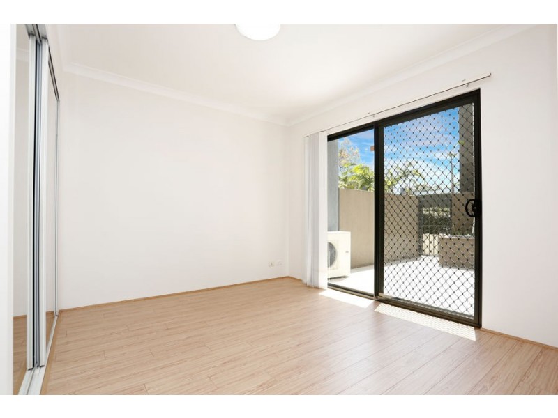 10/32-34 Mons Road, Westmead NSW 2145
