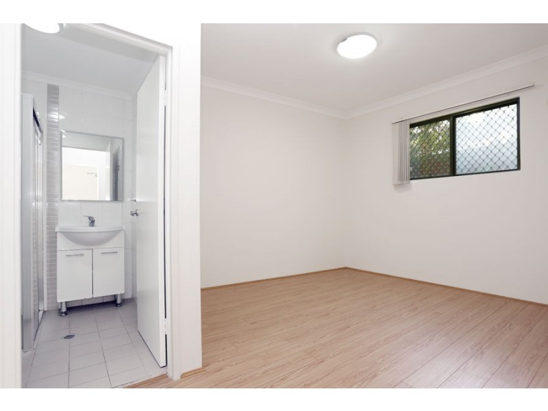 10/32-34 Mons Road, Westmead NSW 2145