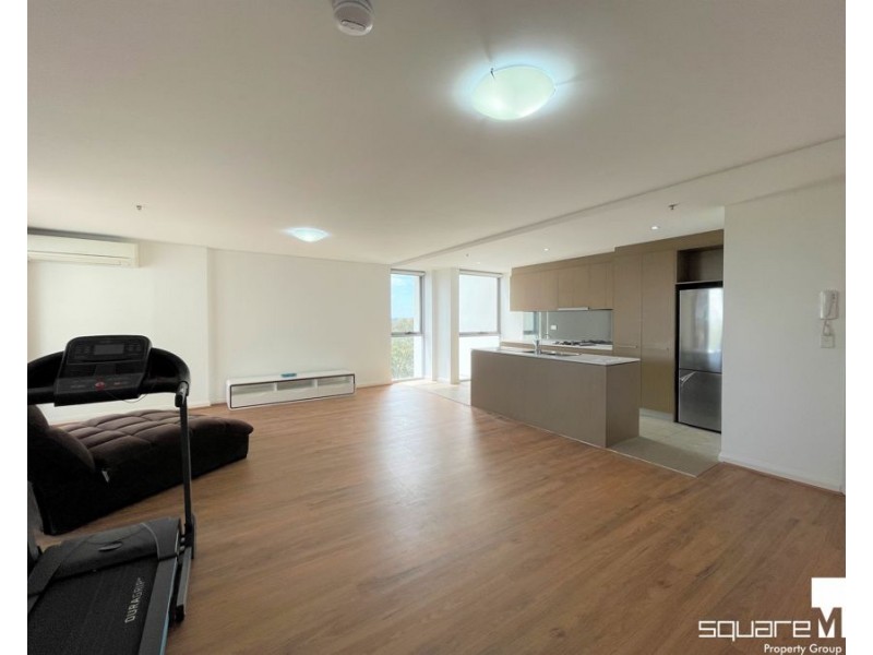 137/2 Browne Parade, Warwick Farm NSW 2170