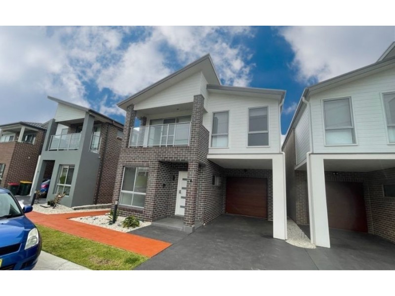 4 Dalana Glade, Riverstone NSW 2765