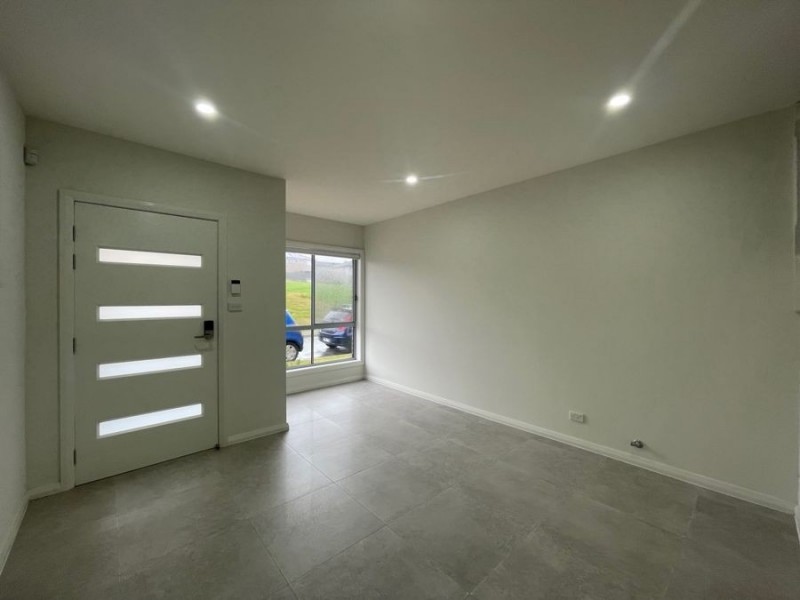 4 Dalana Glade, Riverstone NSW 2765