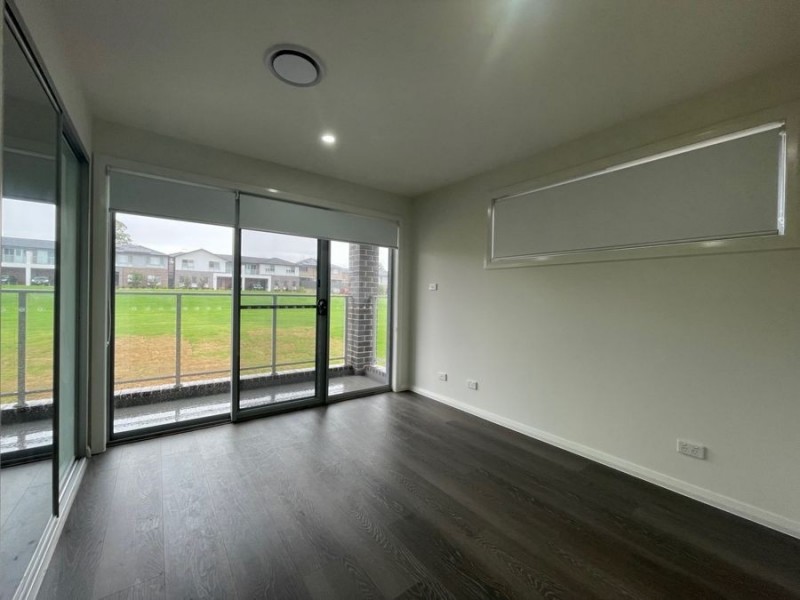 4 Dalana Glade, Riverstone NSW 2765