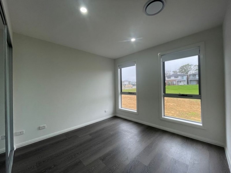 4 Dalana Glade, Riverstone NSW 2765