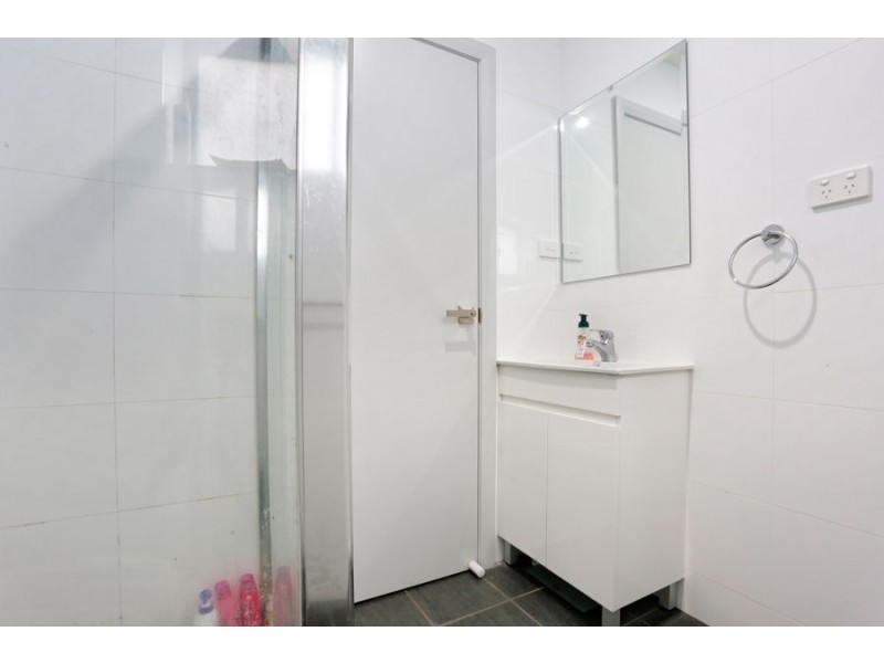 9 Bensley Road, Macquarie Fields NSW 2564