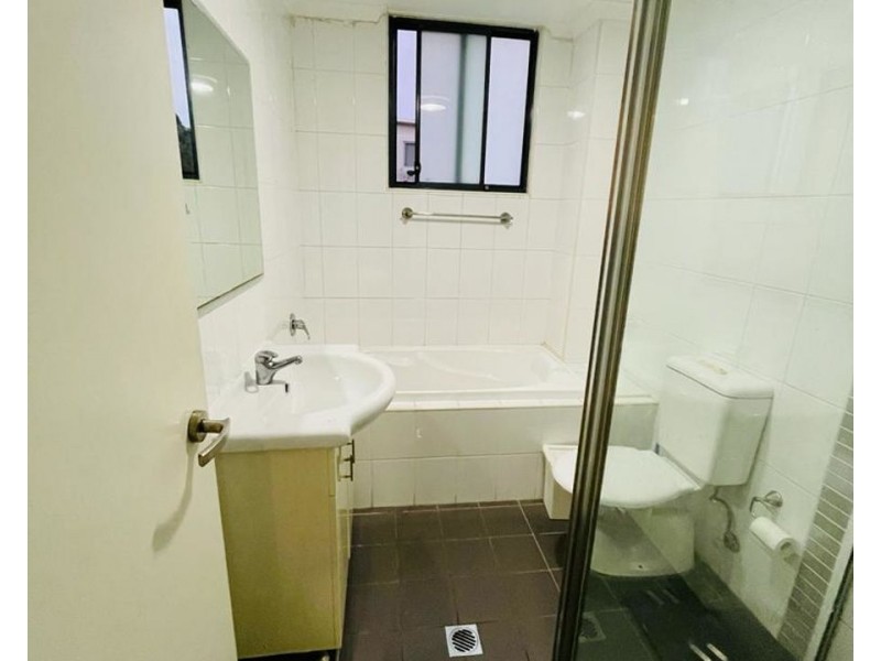 24/32-34 Mons Road, Westmead NSW 2145