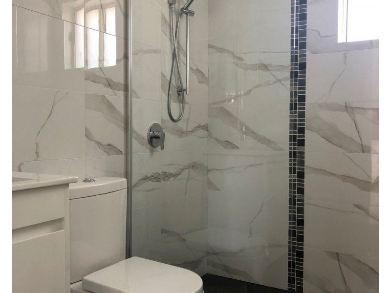 13A Gloucester St, Macquarie Fields NSW 2564