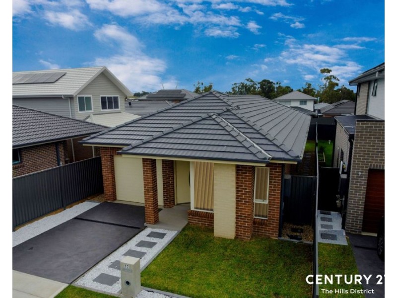 77 Dalmatia Avenue, Edmondson Park NSW 2174