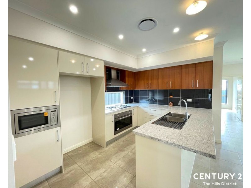 77 Dalmatia Avenue, Edmondson Park NSW 2174
