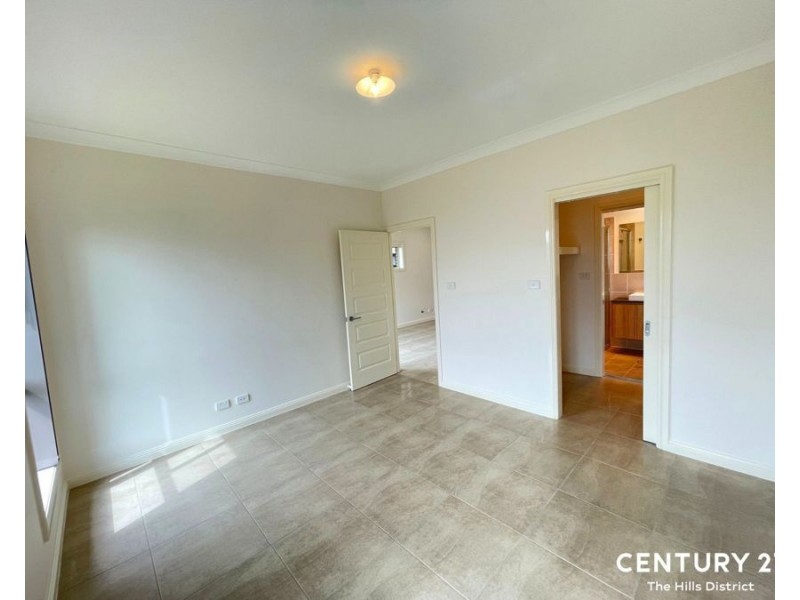 77 Dalmatia Avenue, Edmondson Park NSW 2174