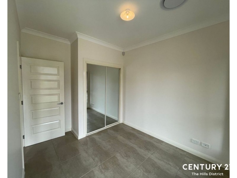77 Dalmatia Avenue, Edmondson Park NSW 2174