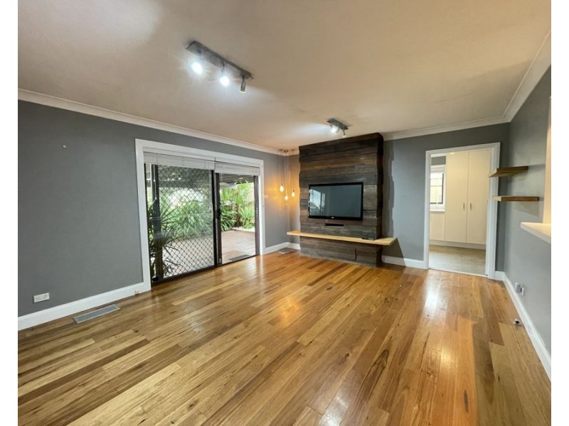 11 apex street, Blacktown NSW 2148