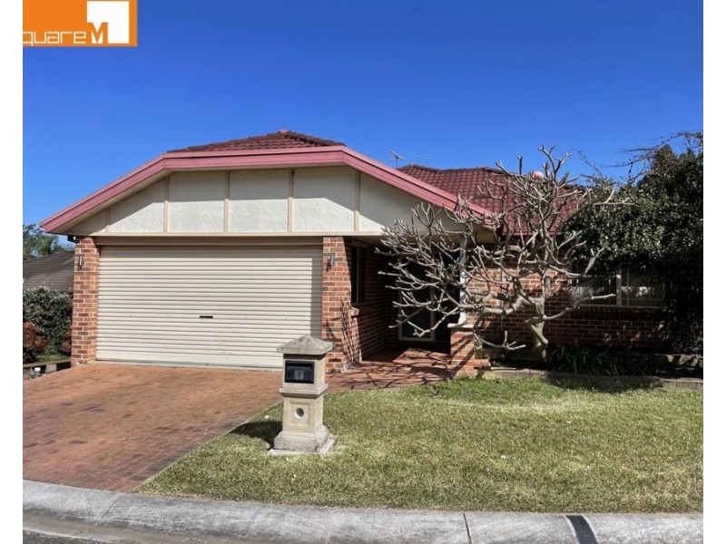 7 Rudd Close, Casula NSW 2170