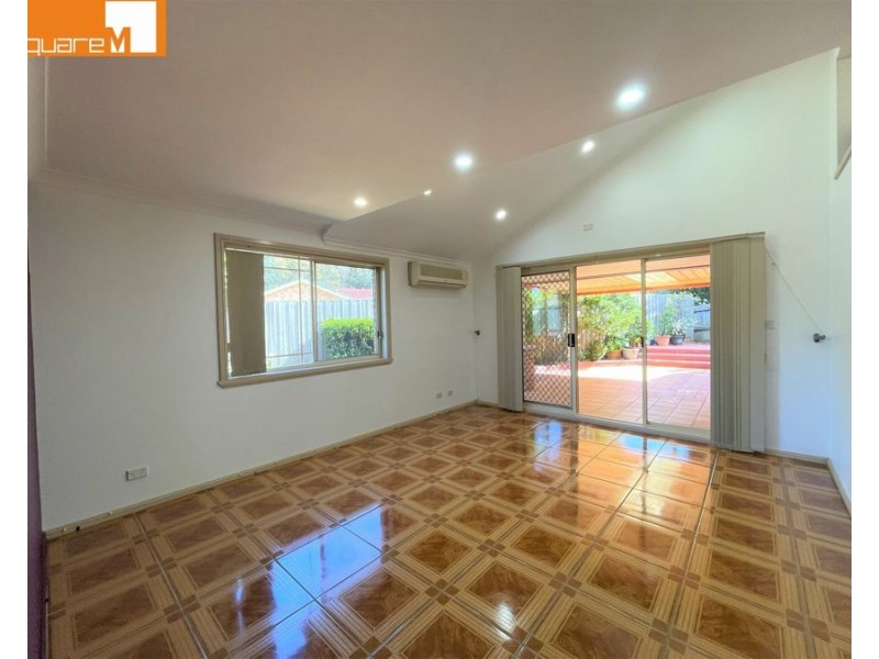 7 Rudd Close, Casula NSW 2170