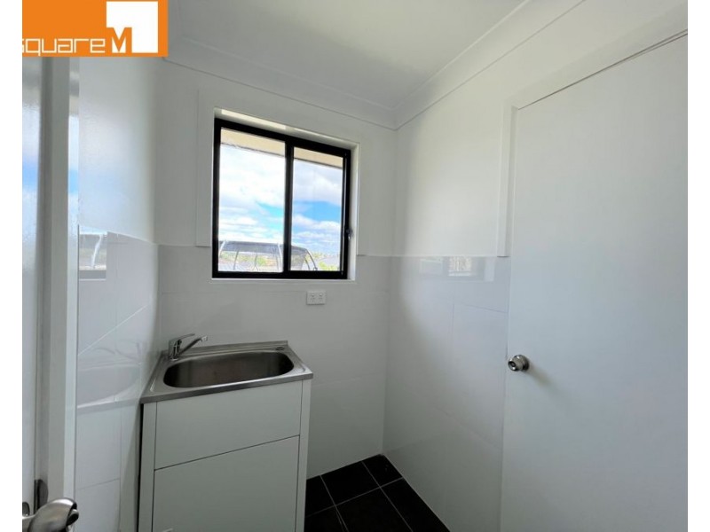 34A Lorenzo Crescent, Rosemeadow NSW 2560