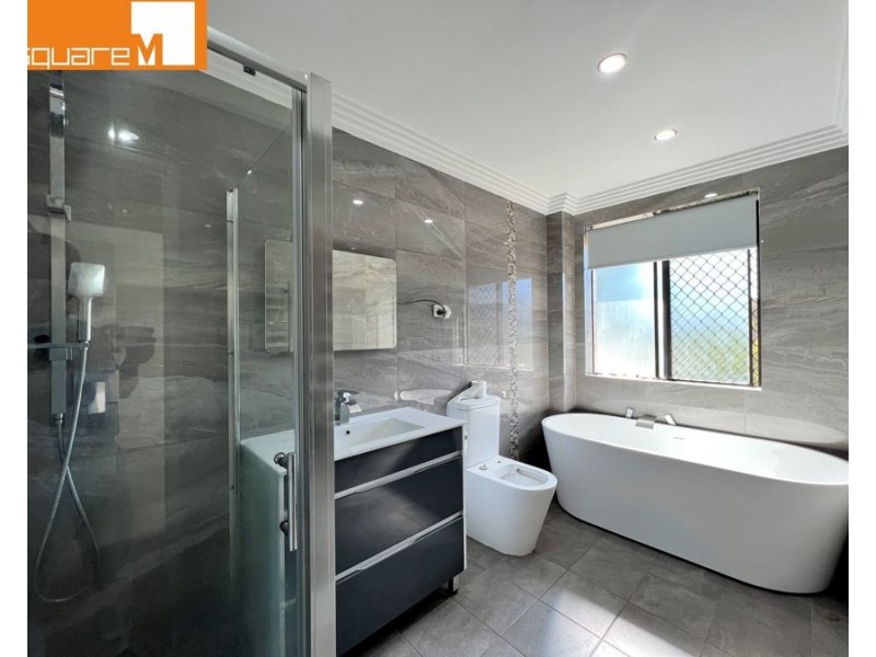 2/1 Riverpark Drive, Liverpool NSW 2170