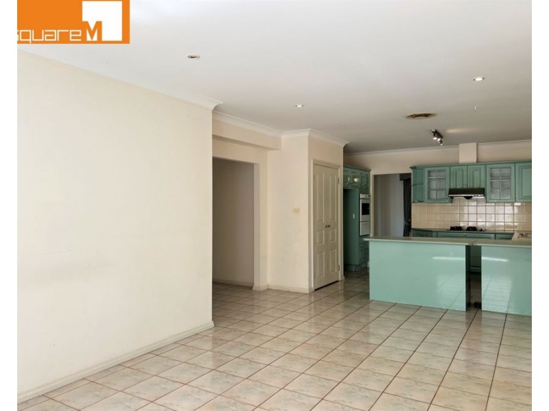 17 Wattle Grove Drive, Wattle Grove NSW 2173