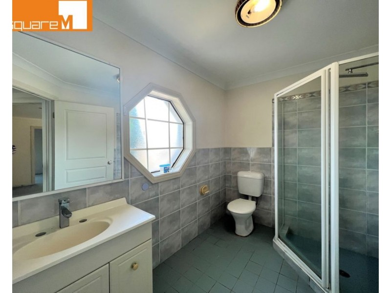 17 Wattle Grove Drive, Wattle Grove NSW 2173