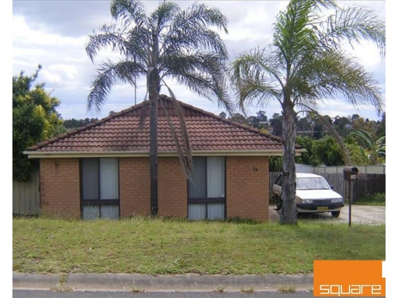 34 Lorenzo Crescent, Rosemeadow NSW 2560
