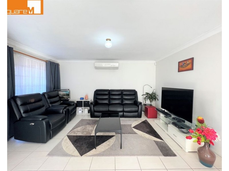 37 Daintree Drive, Wattle Grove NSW 2173