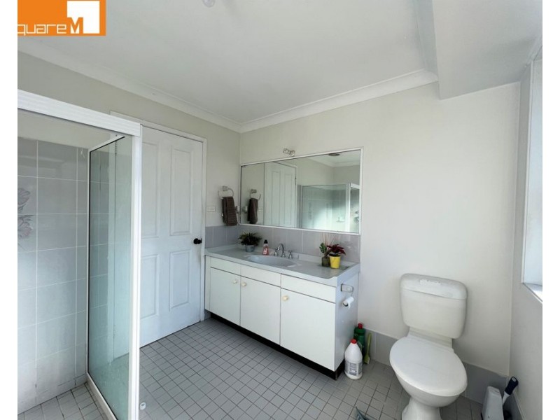37 Daintree Drive, Wattle Grove NSW 2173