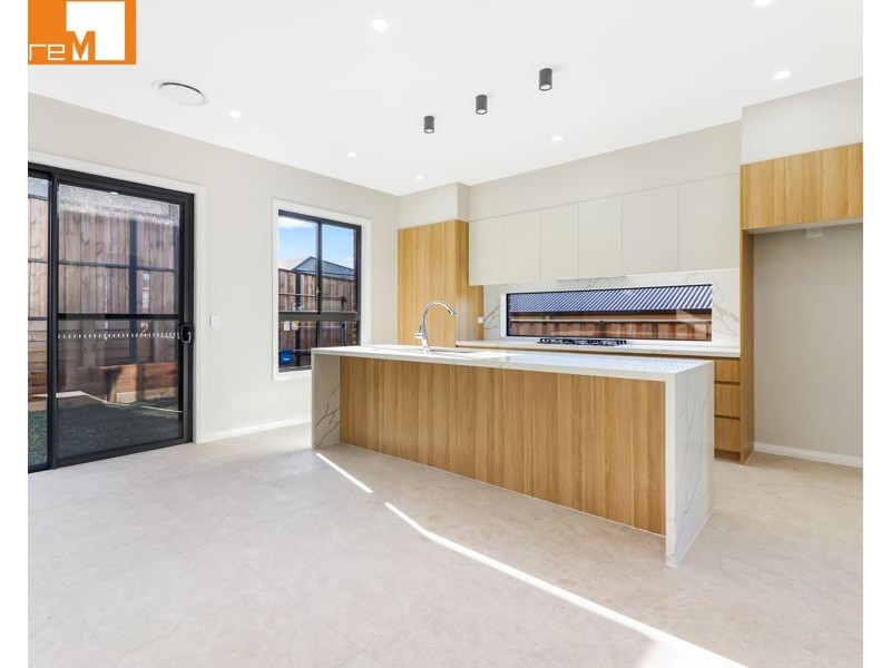 15 Exmoor Street, Box Hill NSW 2765