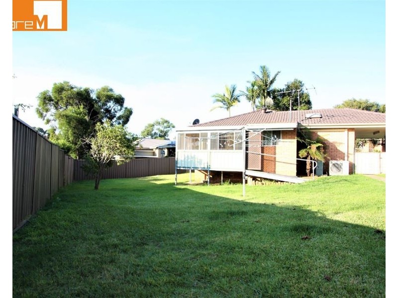 12 Emex Place, Macquarie Fields NSW 2564