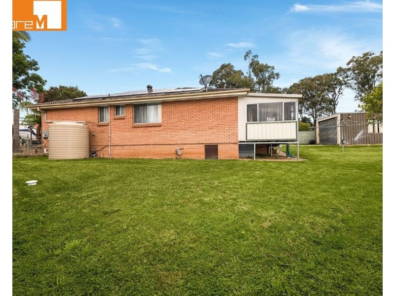 12 Emex Place, Macquarie Fields NSW 2564