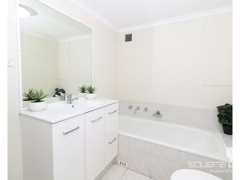 29/3 Riverpark Drive, Liverpool NSW 2170