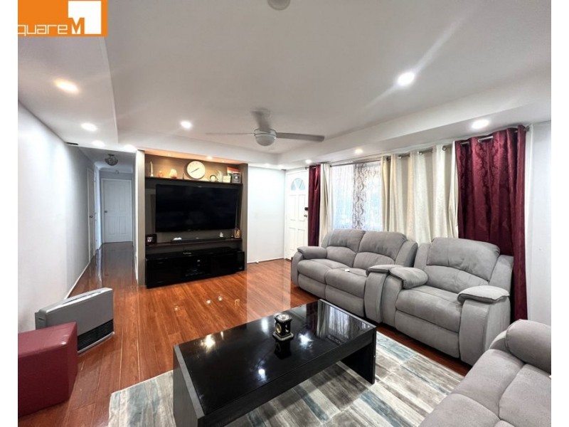 3 Argyle Place, Macquarie Fields NSW 2564