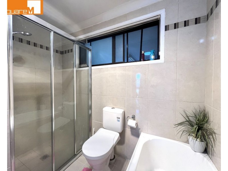3 Argyle Place, Macquarie Fields NSW 2564