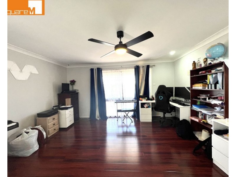 3 Argyle Place, Macquarie Fields NSW 2564