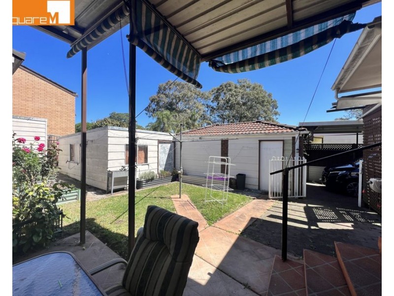 3 Argyle Place, Macquarie Fields NSW 2564