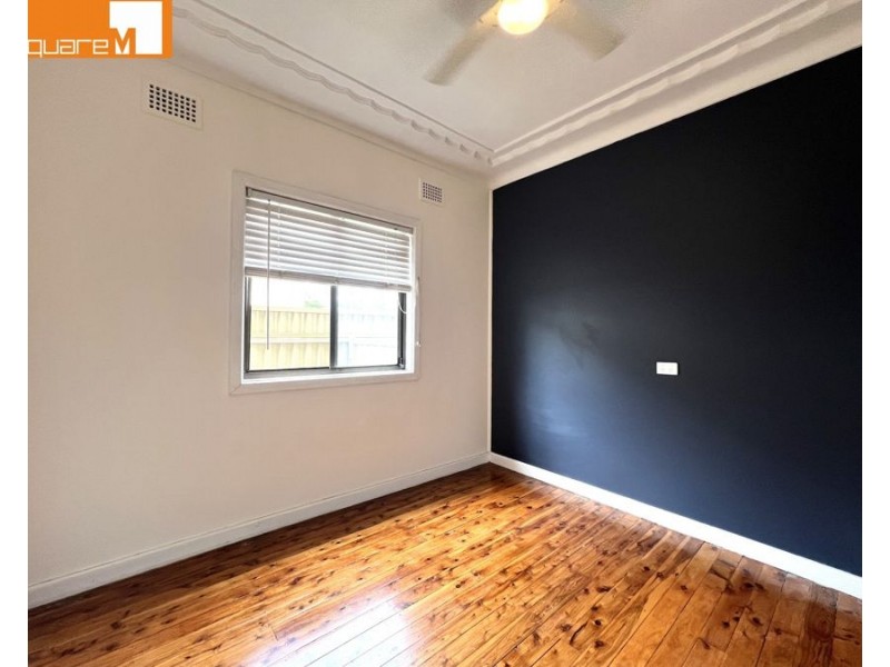 60 Park Road, East Hills NSW 2213